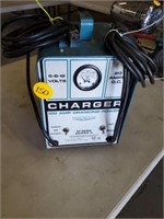 BATTERY CHARGER - SILVER BEAUTY - 6- 12 VOLTS