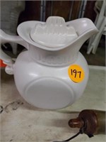 WHITE MCCOY PITCHER WITH LID