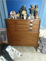 Vintage Lovely Perspecta Kent Coffey Chest of