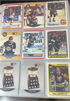 Sports cards - binder with over 550 cards, hockey,