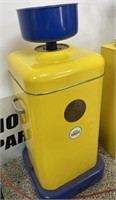 Graco waste oil container
