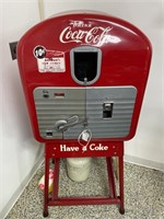 Vendo table top coke machine