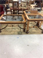 Large coffee table and two end tables