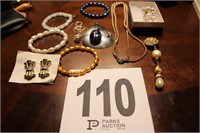10 Pieces of Costume Jewelry