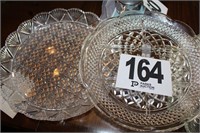 2 Glass Serving Dishes