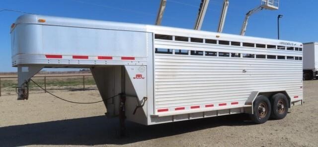 MAY 2021 LATE SPRING HAY EQUIPMENT & RV AUCTION