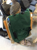 Backpack folding chair