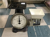 Vintage Family Scale & other Scale