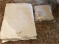 Nice Lot Hand Embroidered Linens