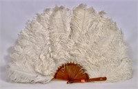 White feather fan, faux tortoise mounting, gold