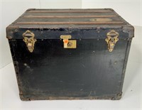 Berg Auto Trunk, canvas over wood, leather