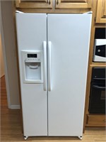 GE 22.0 Cu. Ft. Side-by-side Refrigerator