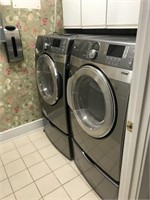 SAMSUNG FRONT LOAD WASHER AND DRYER WITH STEAM