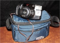 DISCOVERY 2000 ZOOM CAMERA BY  FUJI W/ FLASH &