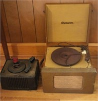 2 Vintage Record Players