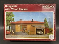 Pola HO Scale Bungalow with Wood Facade