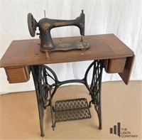 Singer Sewing Machine