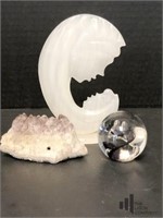 Hand-Carver Mother & Child, Amethyst Crystal