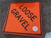40 - Loose Gravel Signs