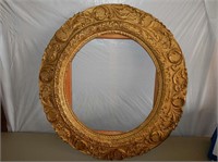 28" Ornate Round Gold Picture Frame