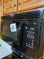 G E Microwave (Kitchen)