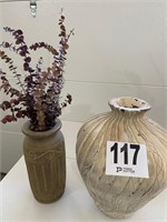 (2) Vases (Garage)