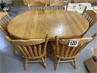 Oak Table with Leaf & (6) Chairs (Garage)