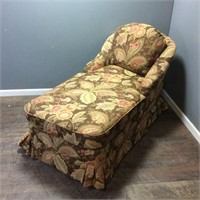 CHAISE LOUNGE CHAIR