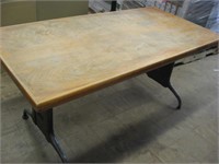 5’ wooden top table