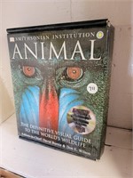 SMITHSONIAN ANIMAL BOOK