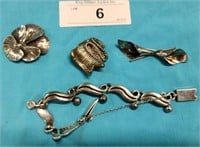 4 PIECES OF STERLING SILVER JEWELRY 2 OUNCES