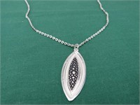 NECKLACE-STING RAY 35908