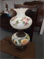 "Gone with The Wind" Lamp -- Works!