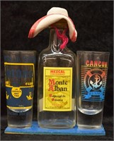 Vintage Cancun Mexico Souvenir Shot Glass Set