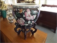Oriental Vase w/ Stand