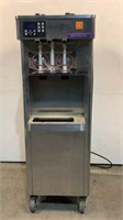 Stoelting Commercial Ice Cream Machine F231-18I2-O