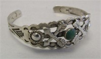 .925 Sterling Silver Cuff Bracelet w Turquoise