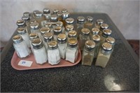 40X SALT AND PEPPER SHAKERS