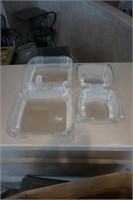 LOT OF ASSORTED SIZE HINGED TAKE OUT CONTAINERS