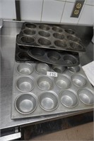 4X ASSORTED SIZE MUFFIN TRAYS