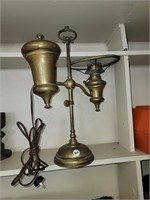 BRASS TABLE TOP LAMP