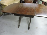 Vintage Drop Leaf Duncan Phyfe Style Table