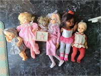 Set of 6 Vintage Dolls
