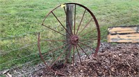 CAST IRON WHEEL - 123CM RUSTED OUT