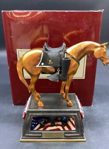 Antiques & Collectibles Online Auction