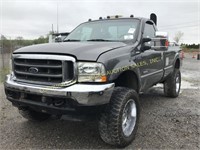 2003 Ford F-350 Super Duty XL W/ FULL 8FT BED 4X4