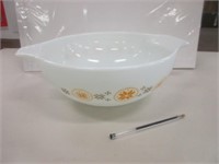 LARGE VINTAGE PYREX BOWL TOWN & COUNTRY
