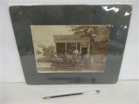 EARLY AUTOMOBILE & BICYCLE REPAIR SHOP PHOTO