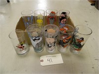 1970's Pepsi Looney Tunes collector glasses.