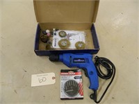 Duracraft 3/8" Drill with bits and accessories